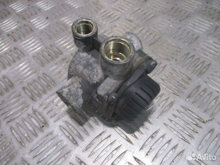 Ускорительный кран DAF 0370889