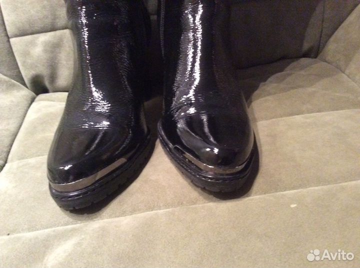 Сапоги лакированные Италия р.38