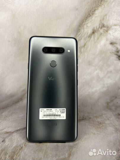 LG V40 ThinQ, 6/128 ГБ