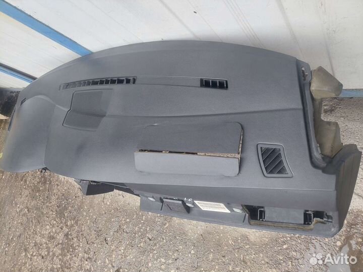 Торпедо панель приборов BMW 5 E60