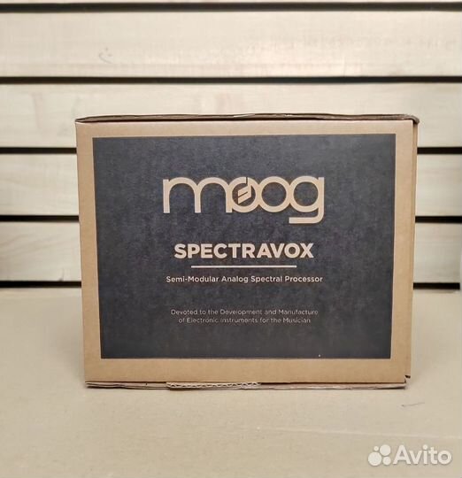 Полумодульный синтезатор Moog Spectravox
