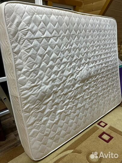 Продается только ортопедический матрас 160*200