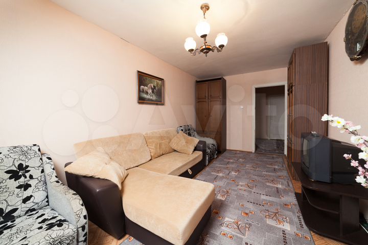 2-к. квартира, 65 м², 3/10 эт.