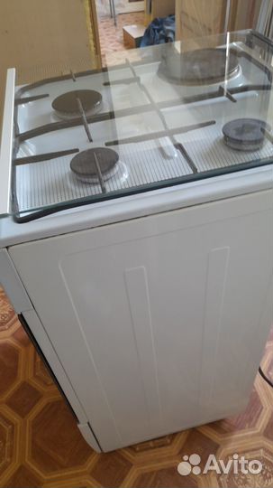Продам газовую плиту
