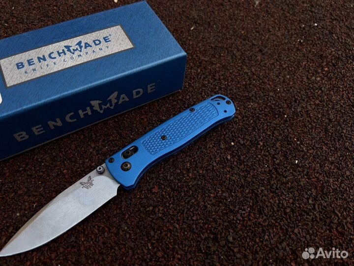 Нож Benchmade bugout 535
