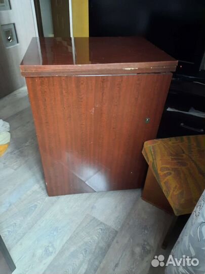 Швейная машина Подольск ножная кабинетная