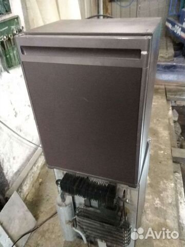 Холодильник минибар