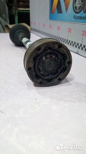 Полуось привод VW Golf 6