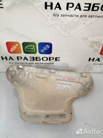 Кожух выпускного коллектора правый Porsche Cayenne