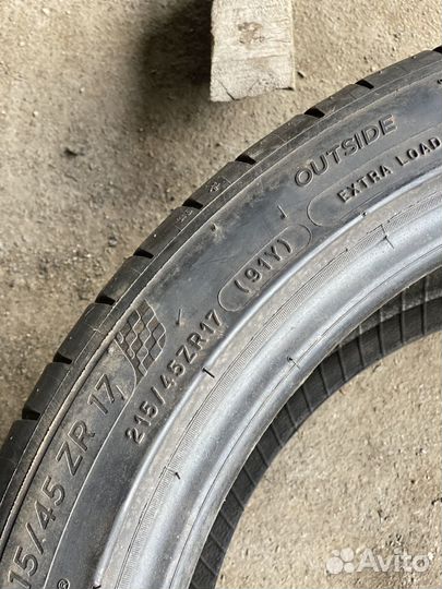 Michelin Pilot Sport 4 215/45 R17 91Y