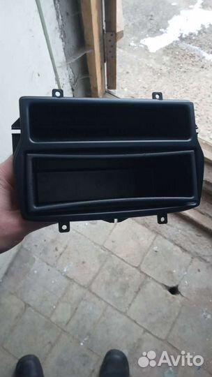 Ниша магнитолы vesta