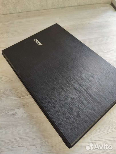 Ноутбук Aser Aspire F5-572