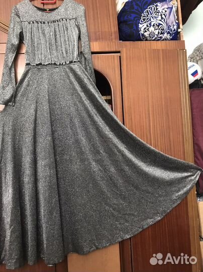 Вечернее платье