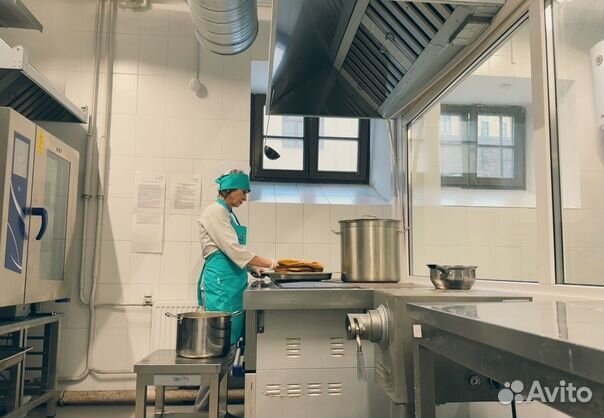 Повар в столовую (м. Невский пр)
