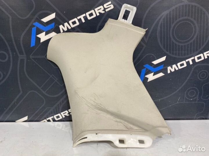 Обшивка салона правая Volkswagen Passat Variant B6