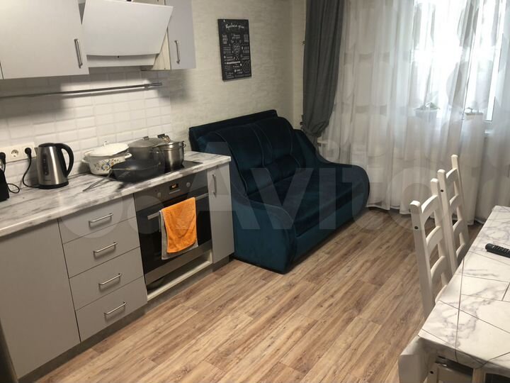 2-к. квартира, 62,5 м², 9/18 эт.