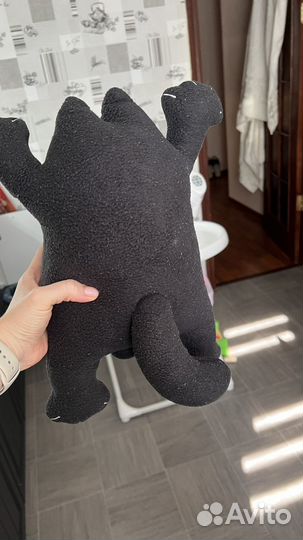 Кот на стекло мягкая игрушка кот с яйцами