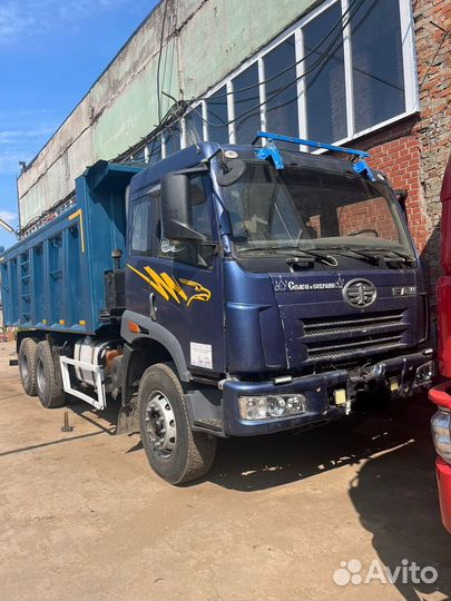 FAW CA3252P2K2T1A, 2012