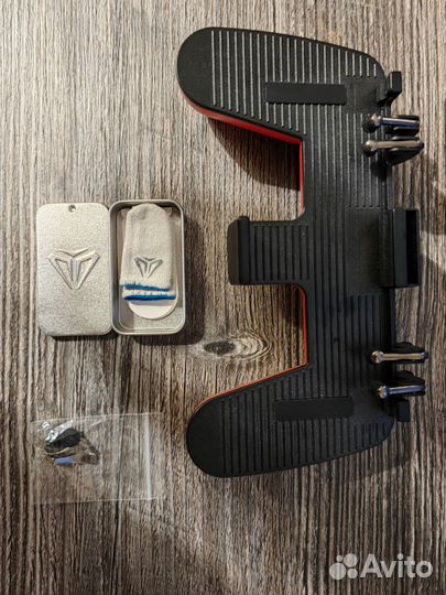 Игровой держатель для телефона Shinecon DJ20-4F