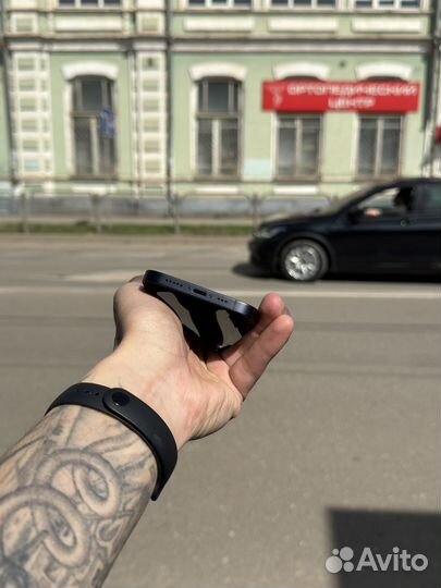 iPhone 12, 64 ГБ