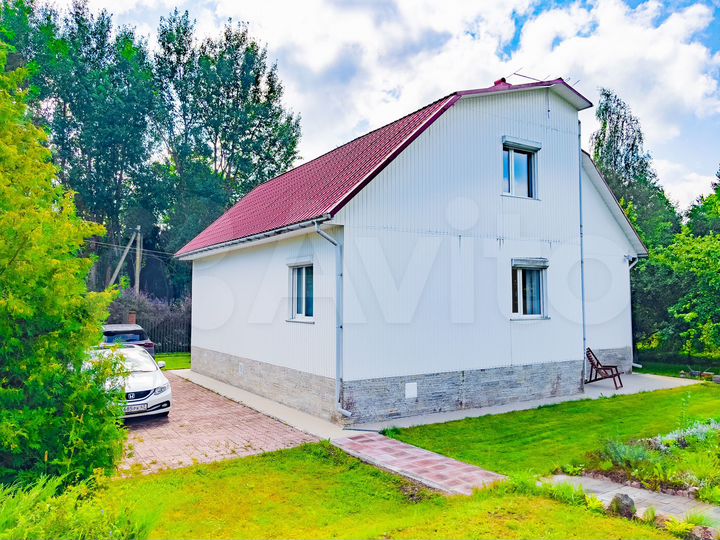 Дом 201 м² на участке 10 сот.