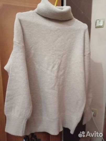 Свитер женский с горлом 48-52