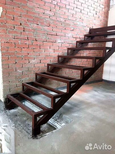 Лестницы металлические