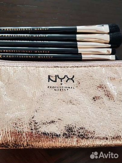 Кисти для макияжа NYX