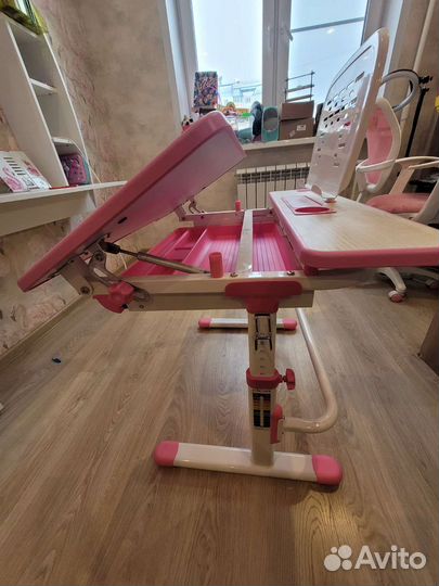 Детский столик