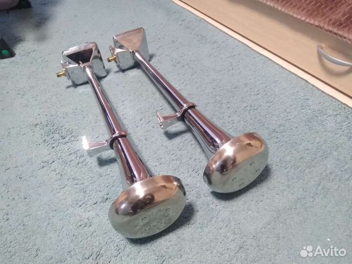 Продам крышки для воздушных сигналов вольво