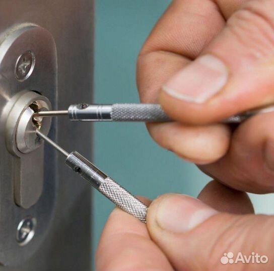 Вскрытие замков \ Вскрытие замков авто и сейфов