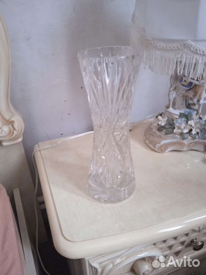 Хрустальная ваза
