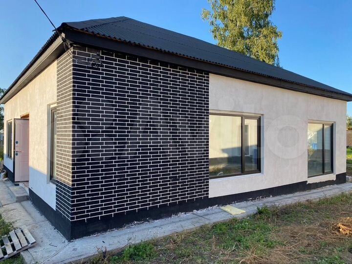 Дом 103 м² на участке 5 сот.