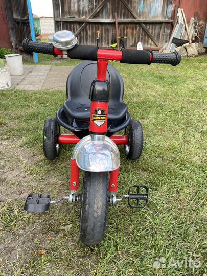 Трехколесный велосипед