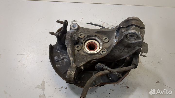 Ступица (кулак, цапфа) Volkswagen Passat CC, 2010