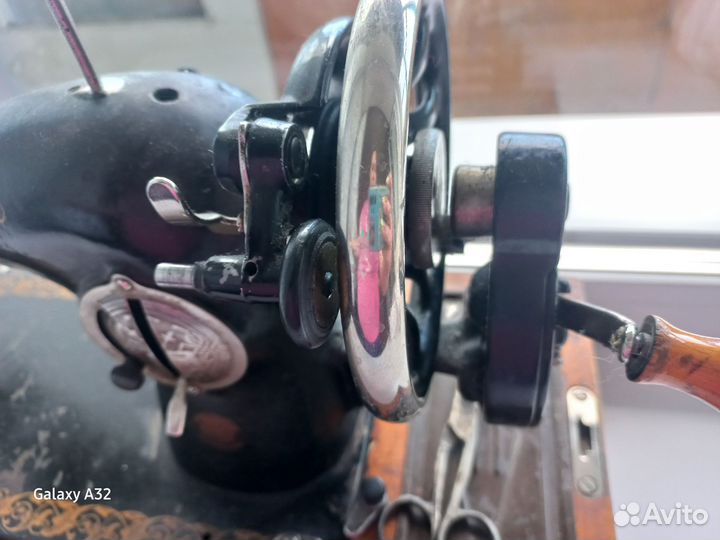 Швейная машина