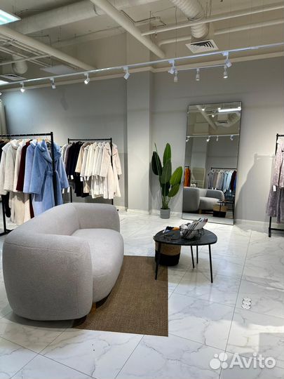 Зеркало напольное