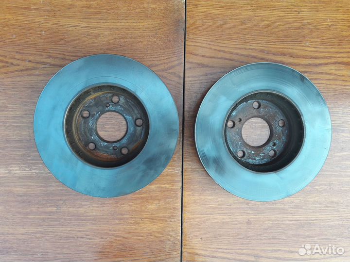 Диски тормозные передние Toyota Camry 30