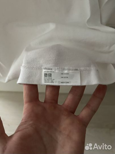 Футболка uniqlo x Kaws