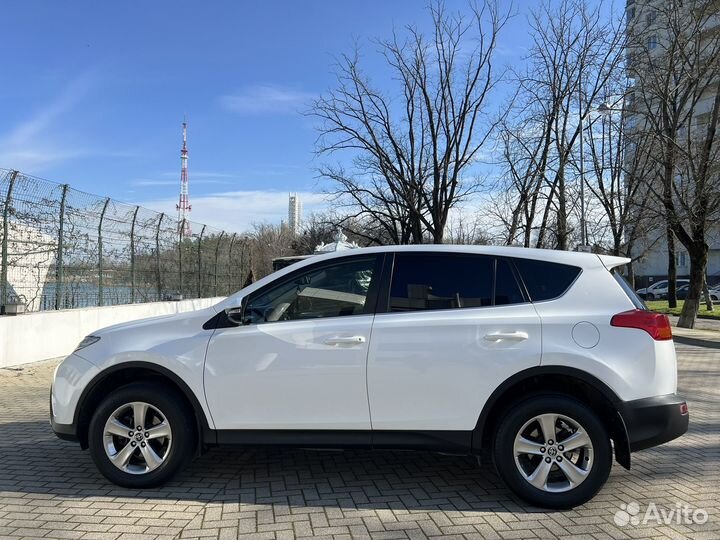 Toyota RAV4 2.0 CVT, 2015, 110 000 км