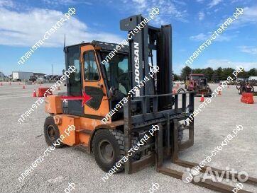 Стекло для вилочного погрузчика doosan D70 S-5 с г