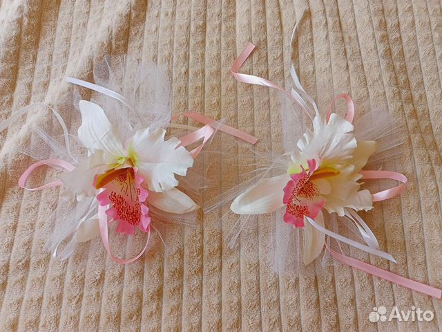 Украшения на автомобиль