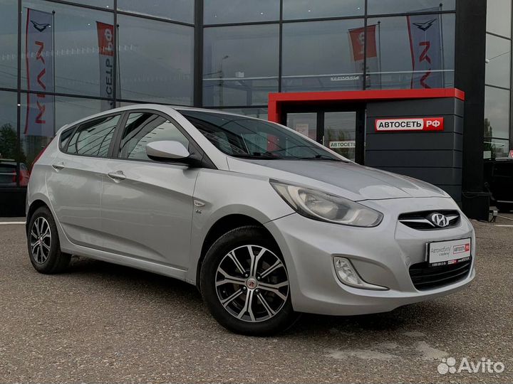 Hyundai Solaris 1.6 AT, 2012, 160 200 км