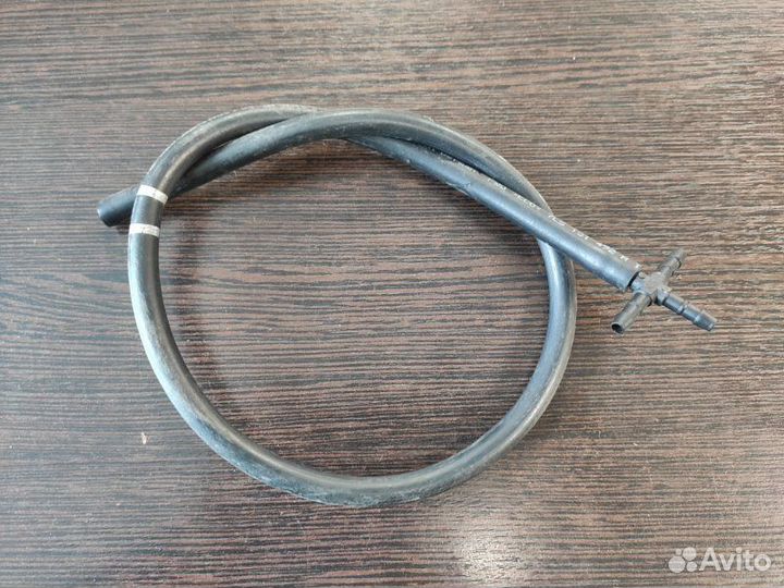 Вакуумная трубка Volkswagen Touareg 2011