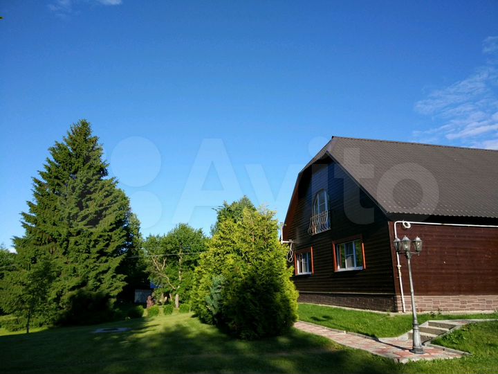Дом 240 м² на участке 2 га