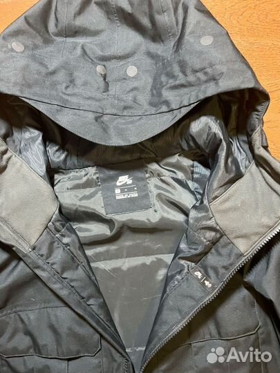 Демисезонная куртка Nike