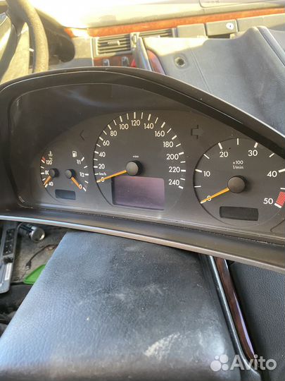 Задние фонари стопы mercedes w210 и другое