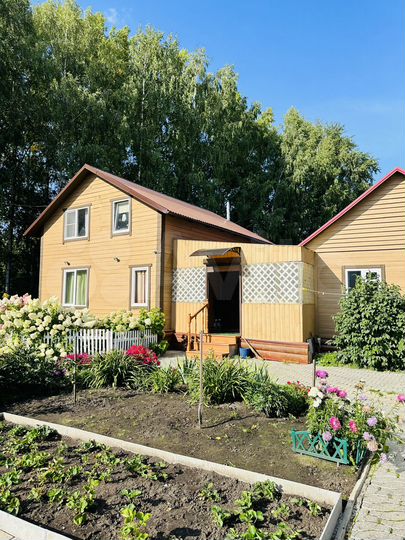 Дом 97,4 м² на участке 6,2 сот.