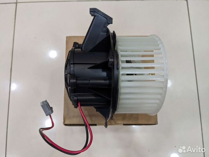 Мотор отопителя opel astra J (2010) / zafira C