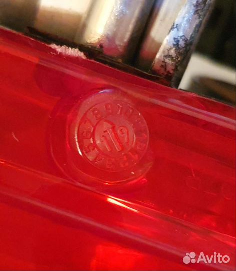 Оригинал фонарь противотуманный левый